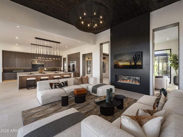 12760 E CHAMA Road 607, Scottsdale, AZ 85255