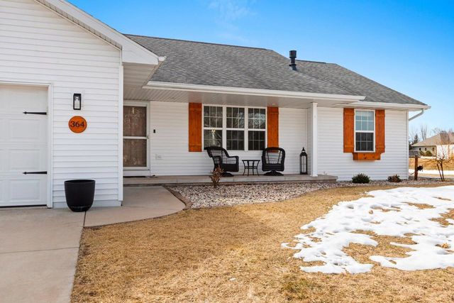 364 WOODEN SHOE CIRCLE, Kaukauna, WI 54130