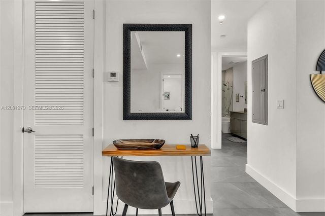 2100 Miami Rd 403, Fort Lauderdale, FL 33316