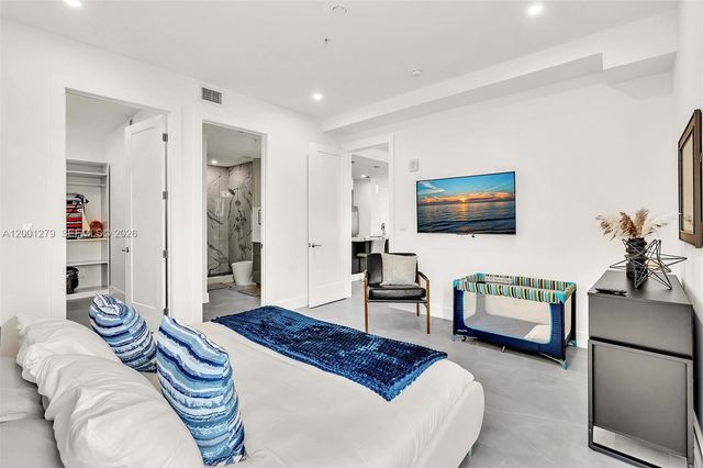 2100 Miami Rd 403, Fort Lauderdale, FL 33316