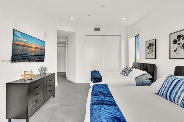 2100 Miami Rd 403, Fort Lauderdale, FL 33316