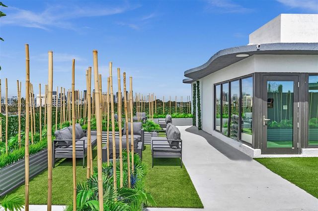 2100 Miami Rd 403, Fort Lauderdale, FL 33316