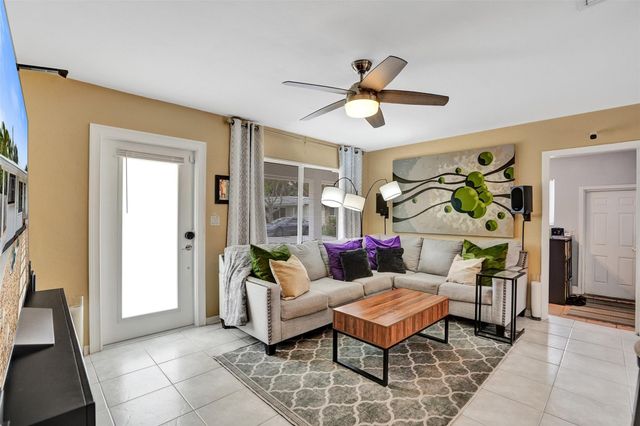 2616 NE 9th Terrace, Wilton Manors, FL 33334