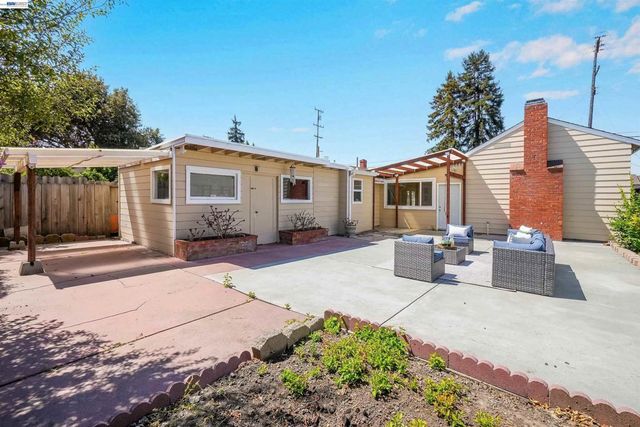 2016 Bancroft Ave, San Leandro, CA 94577