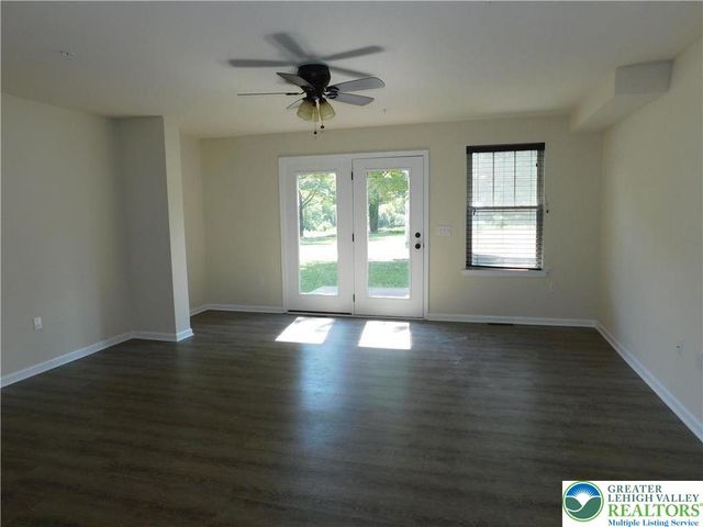 639 Linden Street, Coopersburg Boro, PA 18036