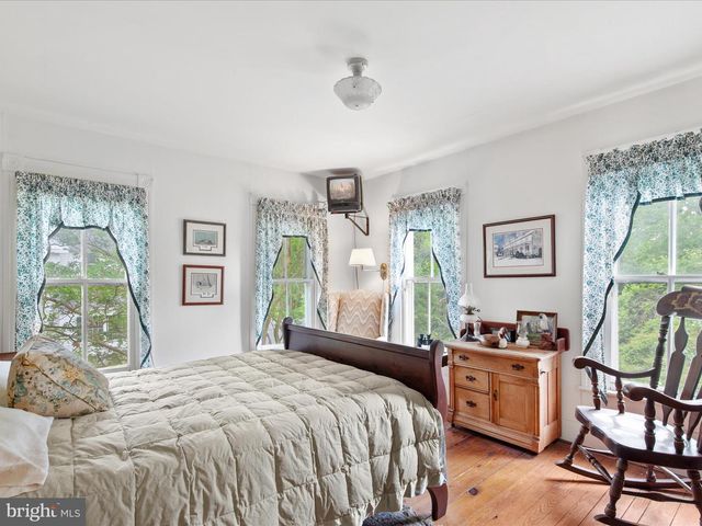 140 DELAWARE AVE, Laurel, DE 19956