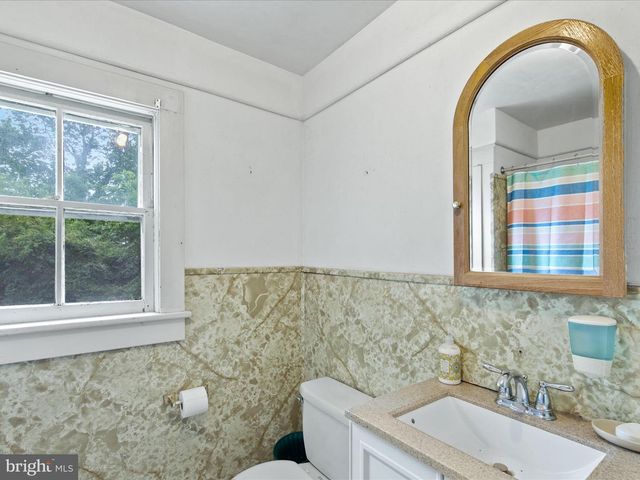 140 DELAWARE AVE, Laurel, DE 19956