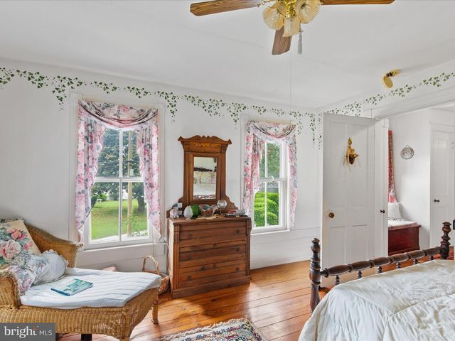 140 DELAWARE AVE, Laurel, DE 19956