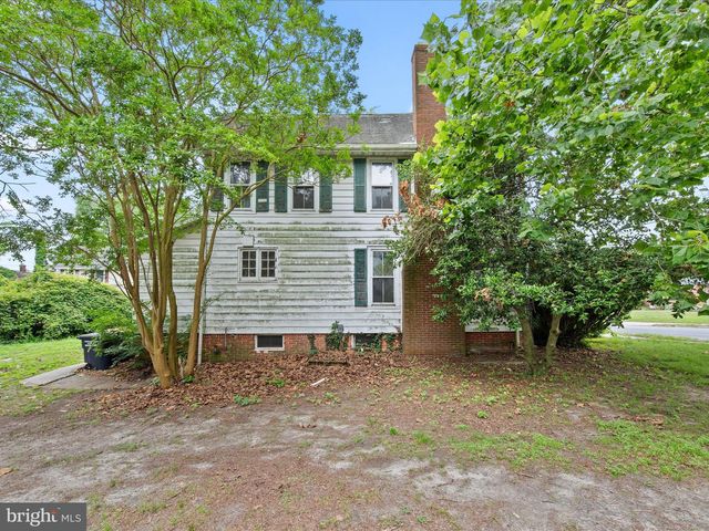 140 DELAWARE AVE, Laurel, DE 19956