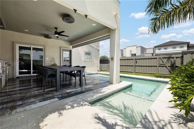 2201 Dorado Drive, Mission, TX 78573
