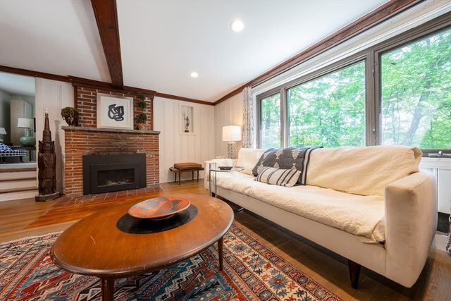 32 Fern St., Concord, MA 01742