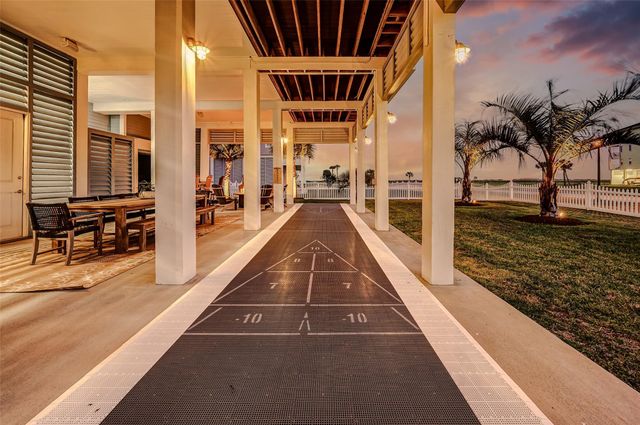 26119 Flamingo Drive, Galveston, TX 77554