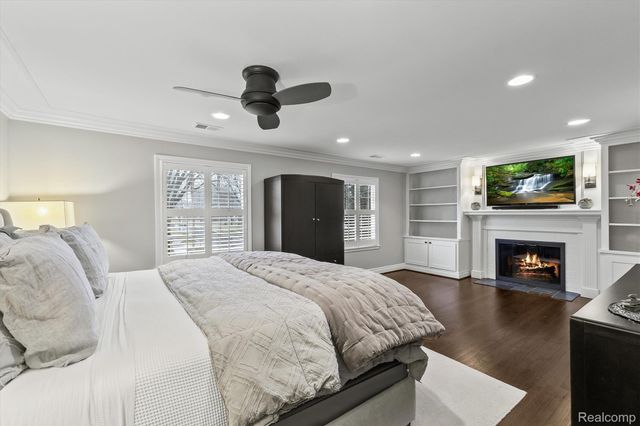 3390 Burning Bush Road, Bloomfield Hills, MI 48301