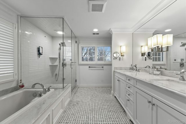 3390 Burning Bush Road, Bloomfield Hills, MI 48301