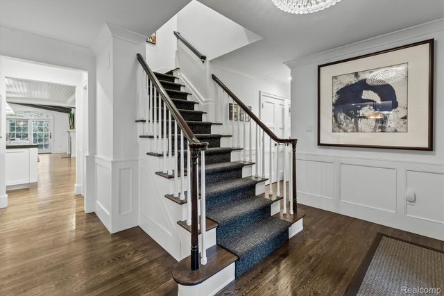 3390 Burning Bush Road, Bloomfield Hills, MI 48301