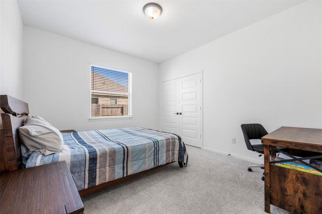 11918 Autumn Leaf Drive, Mont Belvieu, TX 77535