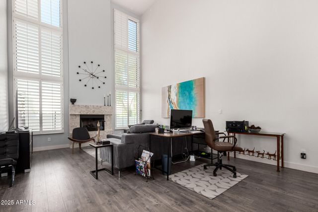 333 N PENNINGTON Drive 15, Chandler, AZ 85224