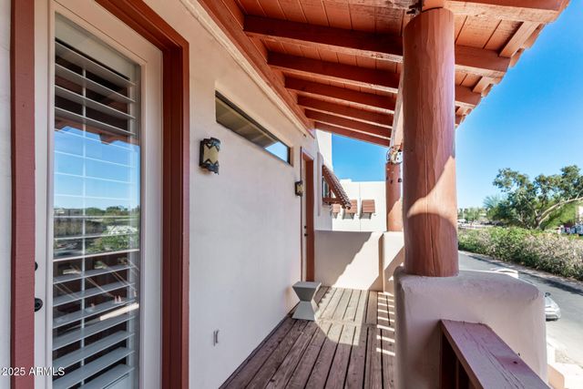 333 N PENNINGTON Drive 15, Chandler, AZ 85224