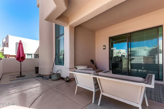 333 N PENNINGTON Drive 15, Chandler, AZ 85224