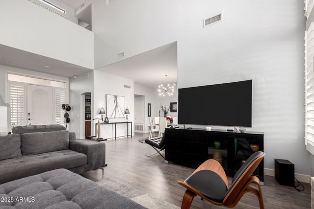 333 N PENNINGTON Drive 15, Chandler, AZ 85224