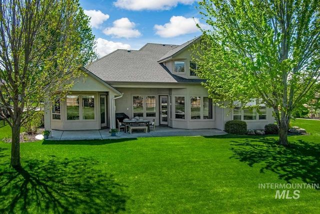 4212 W Pine Meadows Drive, Eagle, ID 83616