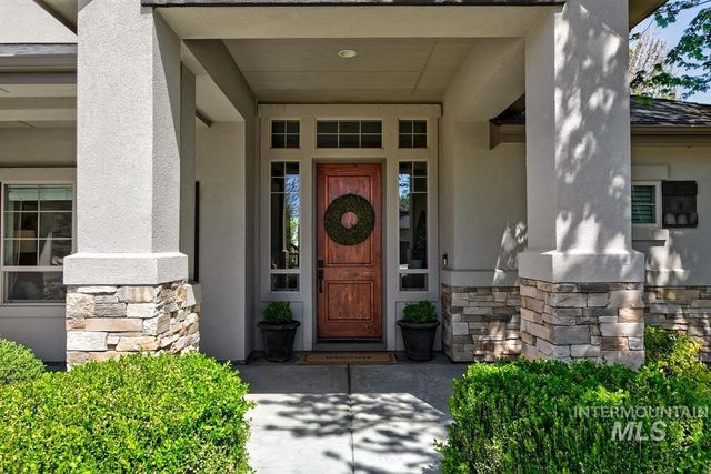 4212 W Pine Meadows Drive, Eagle, ID 83616