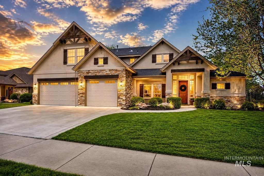 4212 W Pine Meadows Drive, Eagle, ID 83616