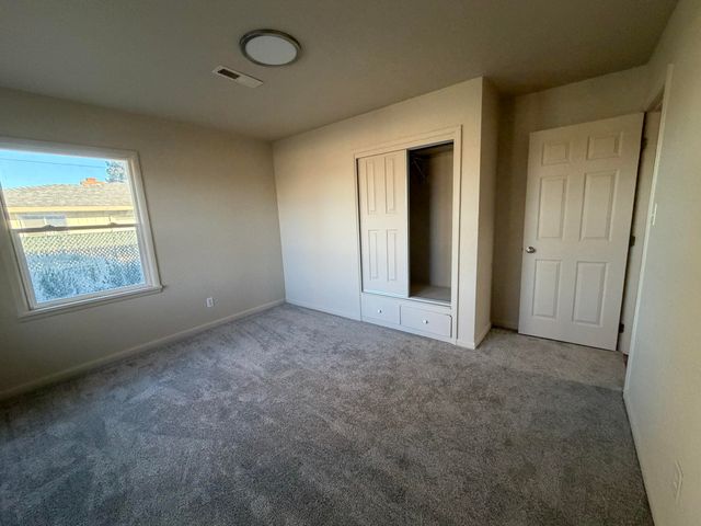 4225 Summers Lane, Klamath Falls, OR 97603