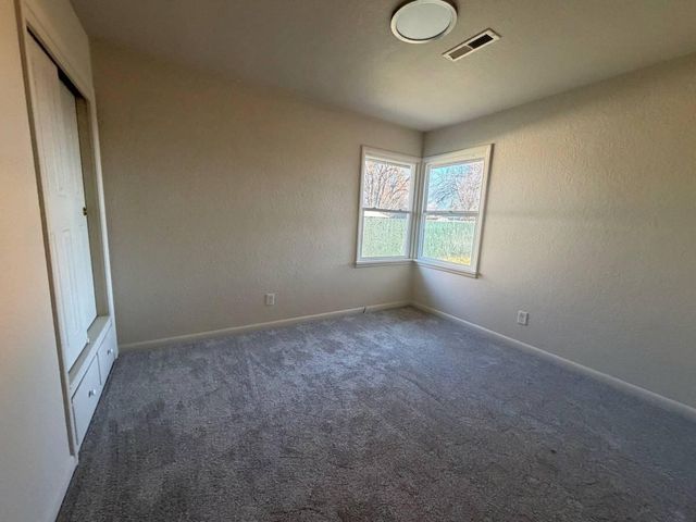 4225 Summers Lane, Klamath Falls, OR 97603