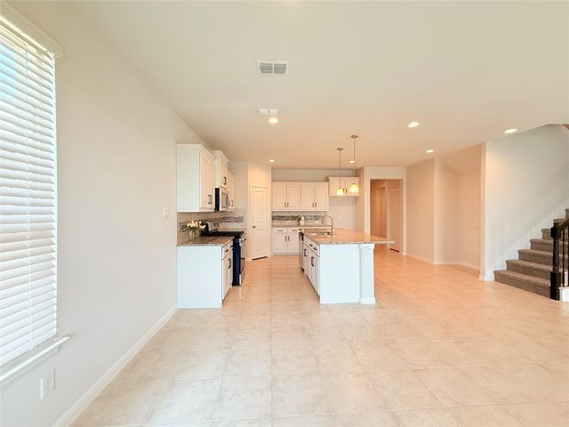 16004 Farringdon Street, Fort Worth, TX 76247