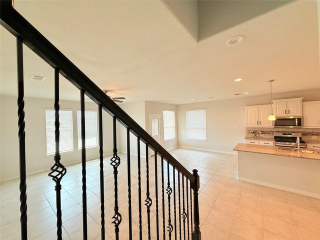 16004 Farringdon Street, Fort Worth, TX 76247