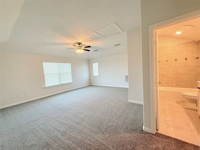 16004 Farringdon Street, Fort Worth, TX 76247
