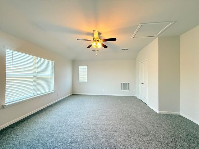 16004 Farringdon Street, Fort Worth, TX 76247