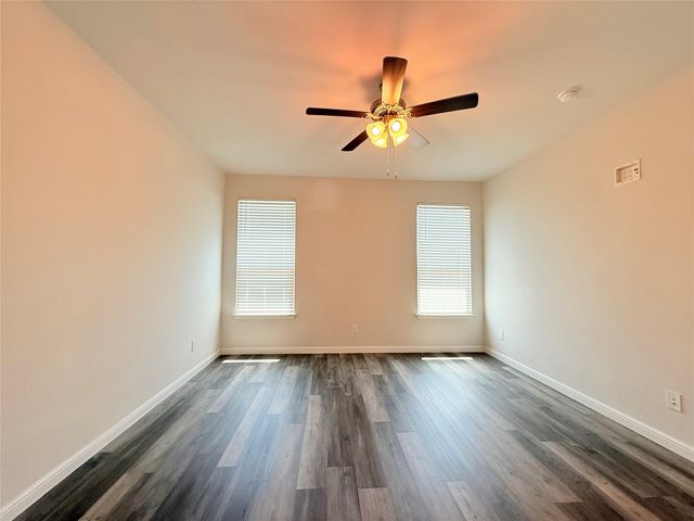 16004 Farringdon Street, Fort Worth, TX 76247