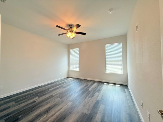16004 Farringdon Street, Fort Worth, TX 76247