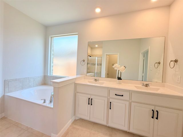 16004 Farringdon Street, Fort Worth, TX 76247