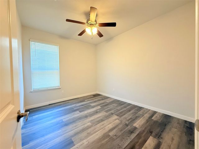 16004 Farringdon Street, Fort Worth, TX 76247