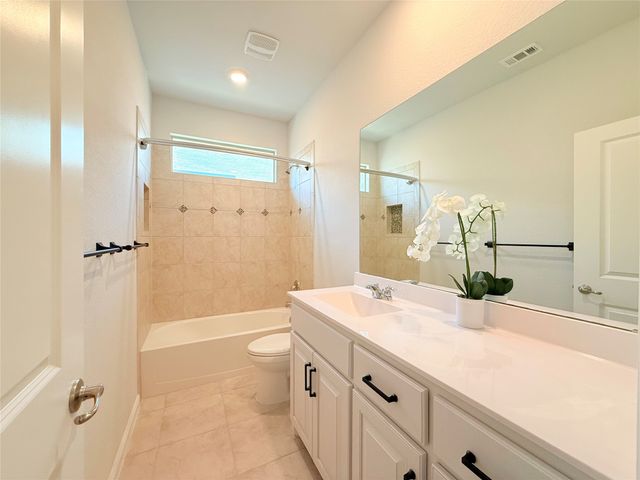 16004 Farringdon Street, Fort Worth, TX 76247