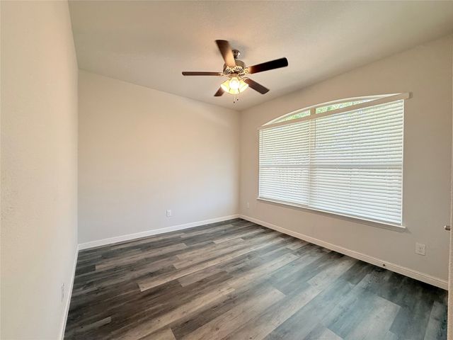16004 Farringdon Street, Fort Worth, TX 76247