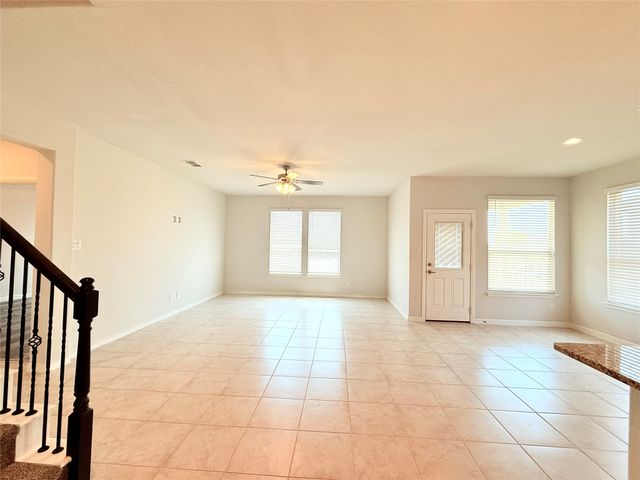 16004 Farringdon Street, Fort Worth, TX 76247