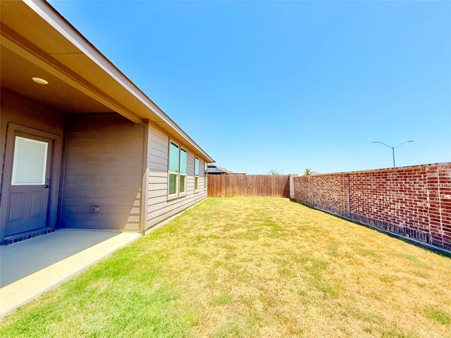 16004 Farringdon Street, Fort Worth, TX 76247