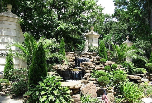 73 Kings Lake Estates Boulevard, Humble, TX 77346