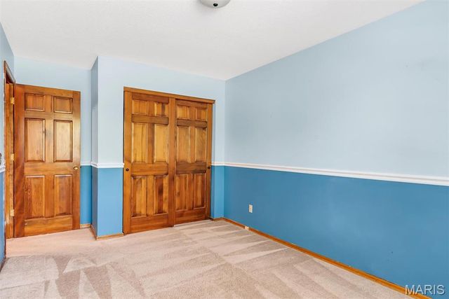13 Tremaine Court, St Charles, MO 63304