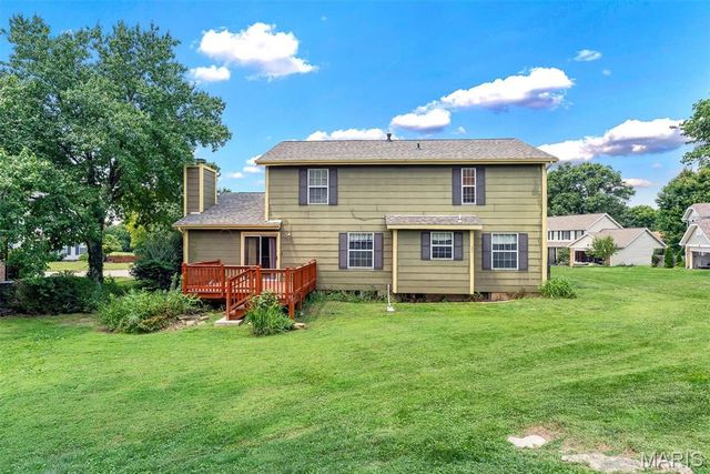 13 Tremaine Court, St Charles, MO 63304