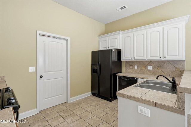 318 Austin Circle, Brandon, MS 39047