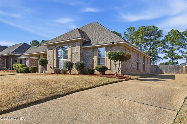 318 Austin Circle, Brandon, MS 39047