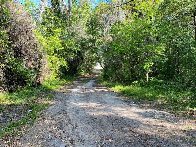 19376 FORT DADE AVENUE, Brooksville, FL 34601