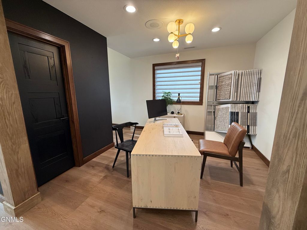 3250 Rock Island Pl Place, Bismarck, ND 58504 photo 6