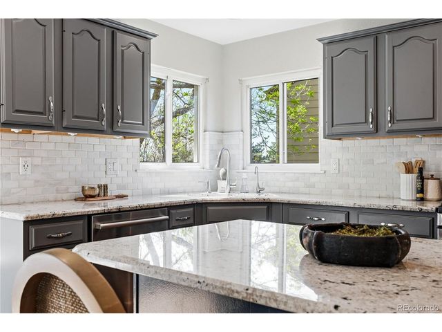 8927 Green Meadows Ln, Highlands Ranch, CO 80126