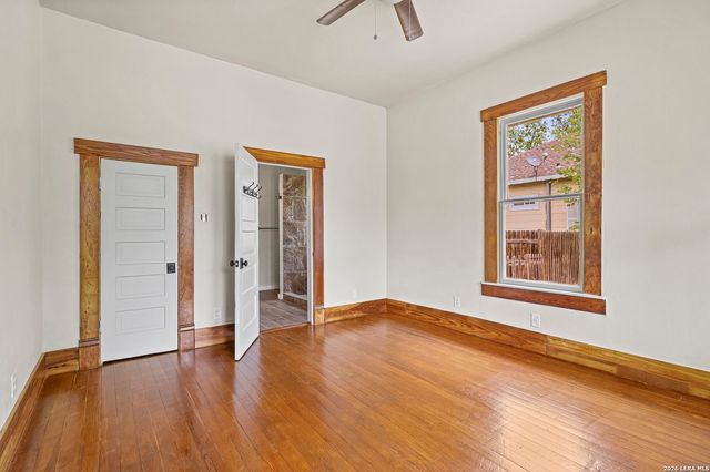 235 CORNELL AVE, San Antonio, TX 78201